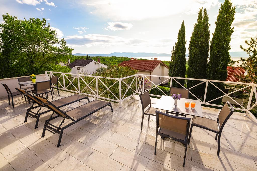 Apartmani Alice Njivice Luaran gambar