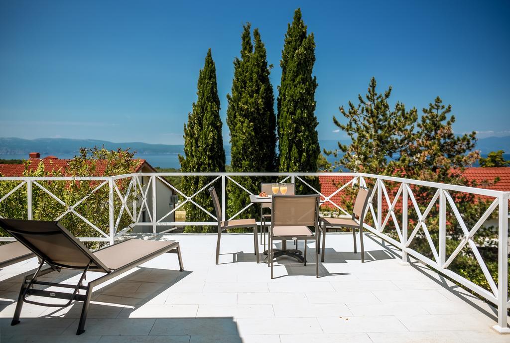 Apartmani Alice Njivice Luaran gambar