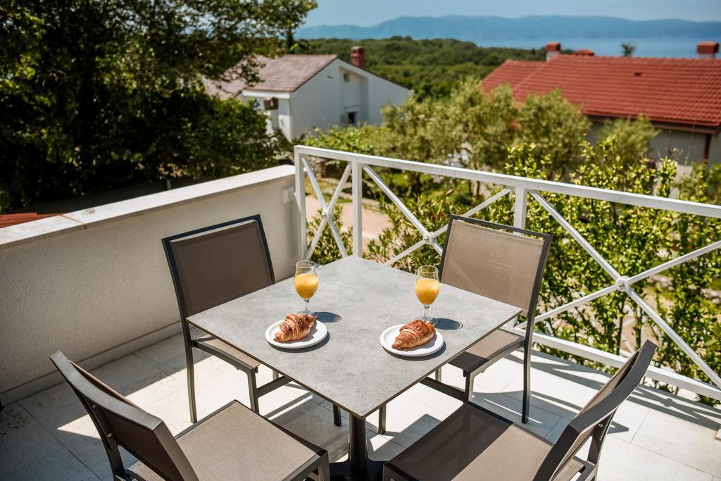 Apartmani Alice Njivice Luaran gambar