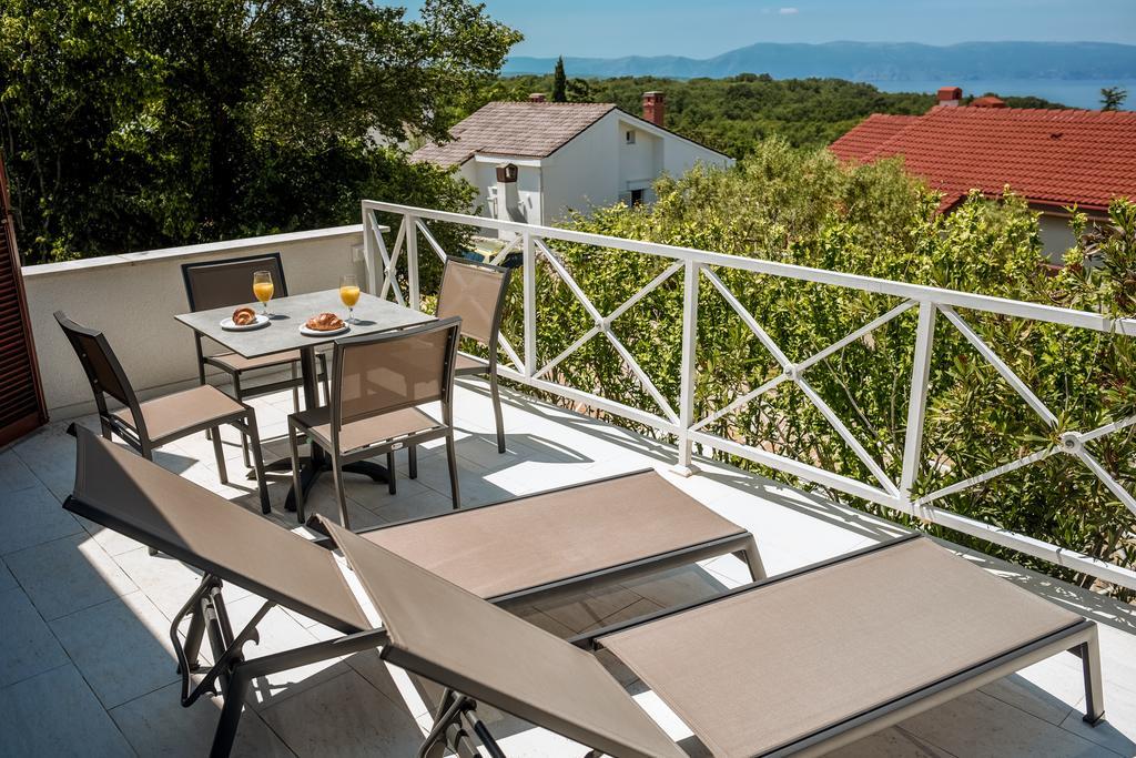 Apartmani Alice Njivice Luaran gambar