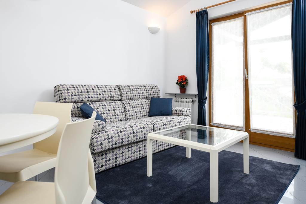 Apartmani Alice Njivice Luaran gambar